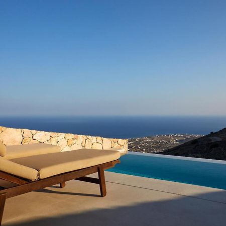 Santorini Sky, The Retreat Villa Pyrgos Kallistis Bagian luar foto